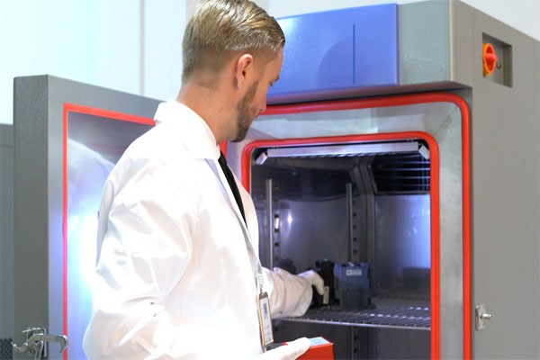 高低温湿热试验箱 高低温湿热试验箱