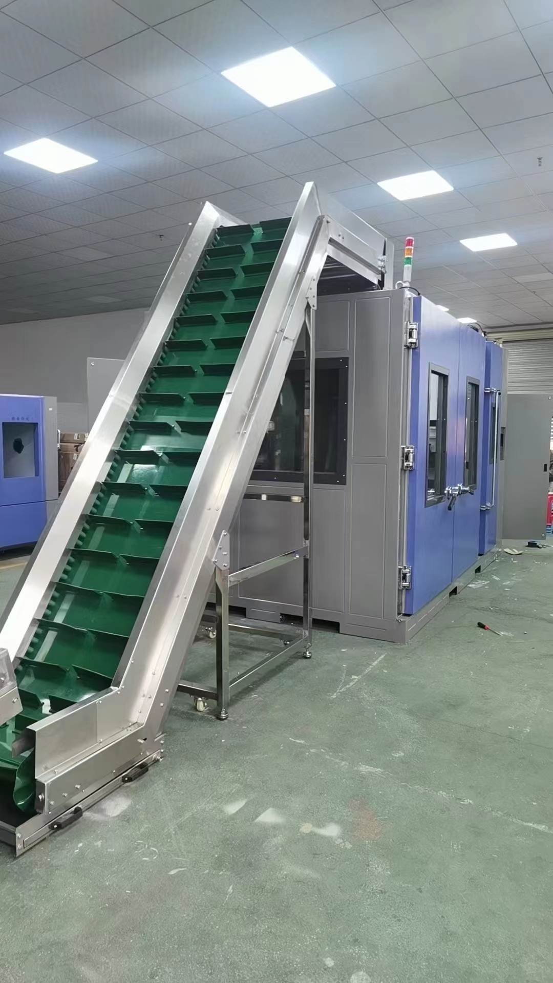 ���͸ߵ����ϻ���