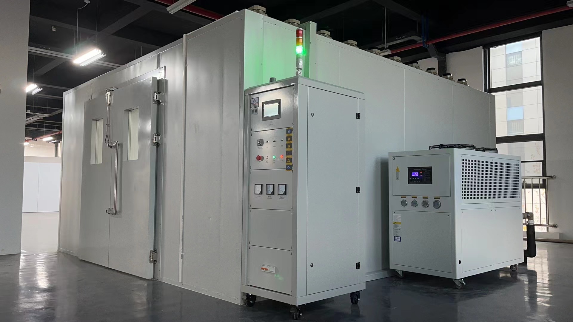 ����ʽ�ߵ���ѭ��ʵ����