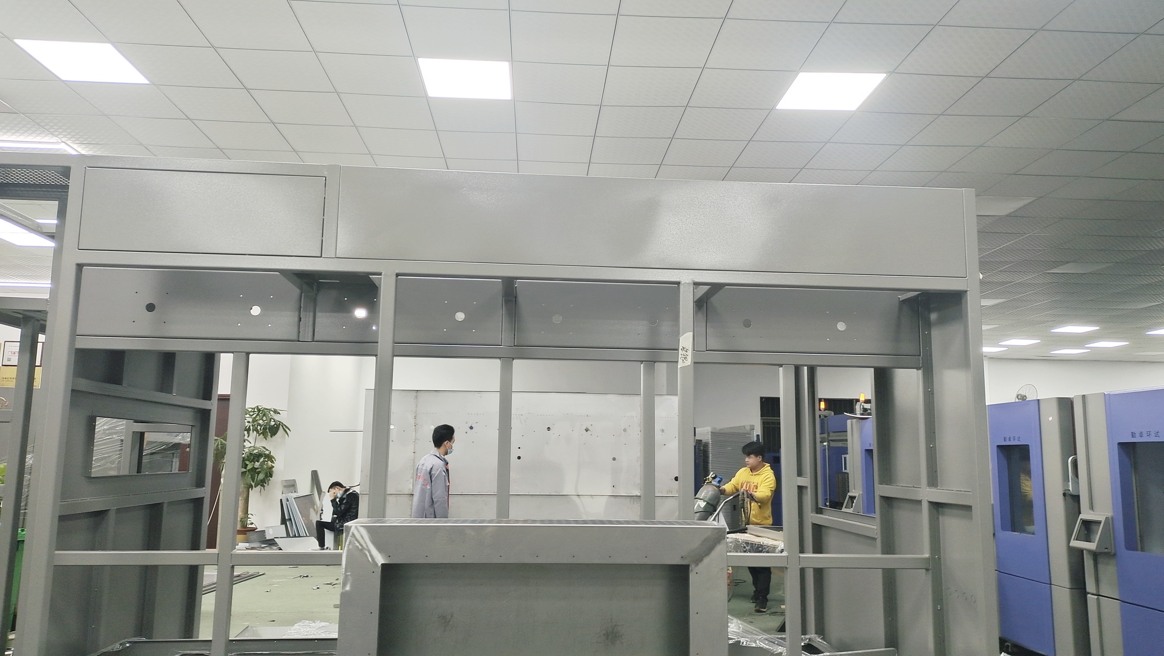 ����ʽ���º�ʪʵ����